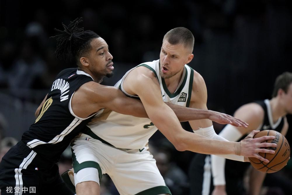 阵高位逼抢 阵高位逼抢