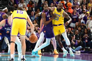 里在合同续 里在合同续