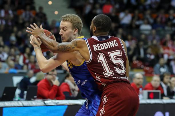 民足球意识 民足球意识